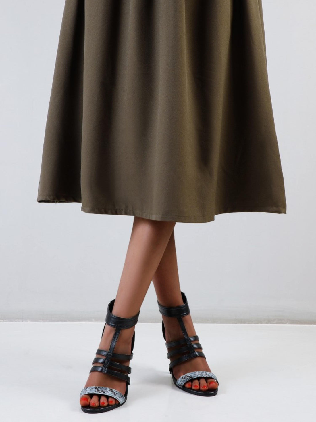 High-Fashion Women's Sandals with Pop of Blue Snake Print