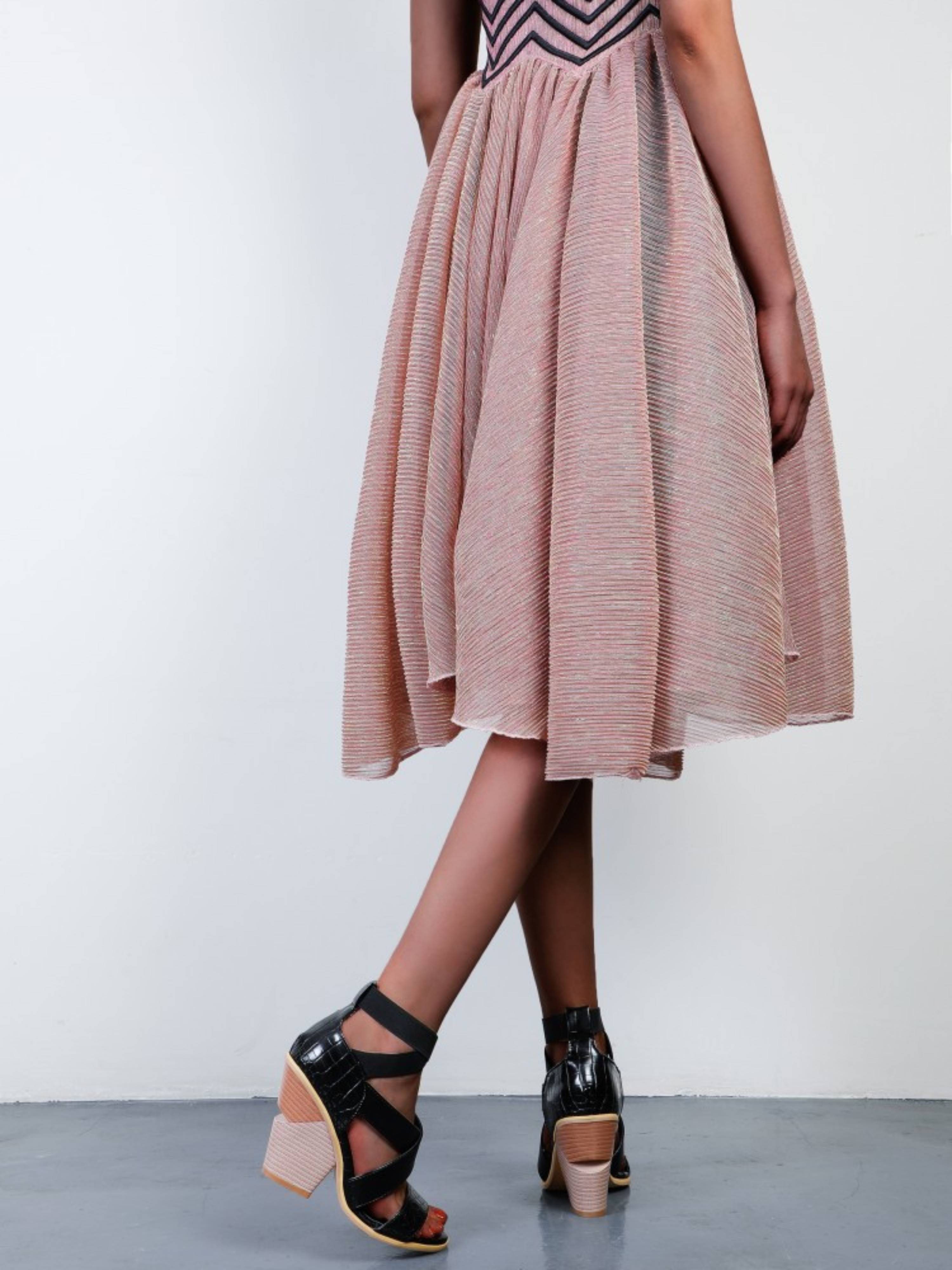 Versatile Crisscross Strap Heels Sandals for Women Black