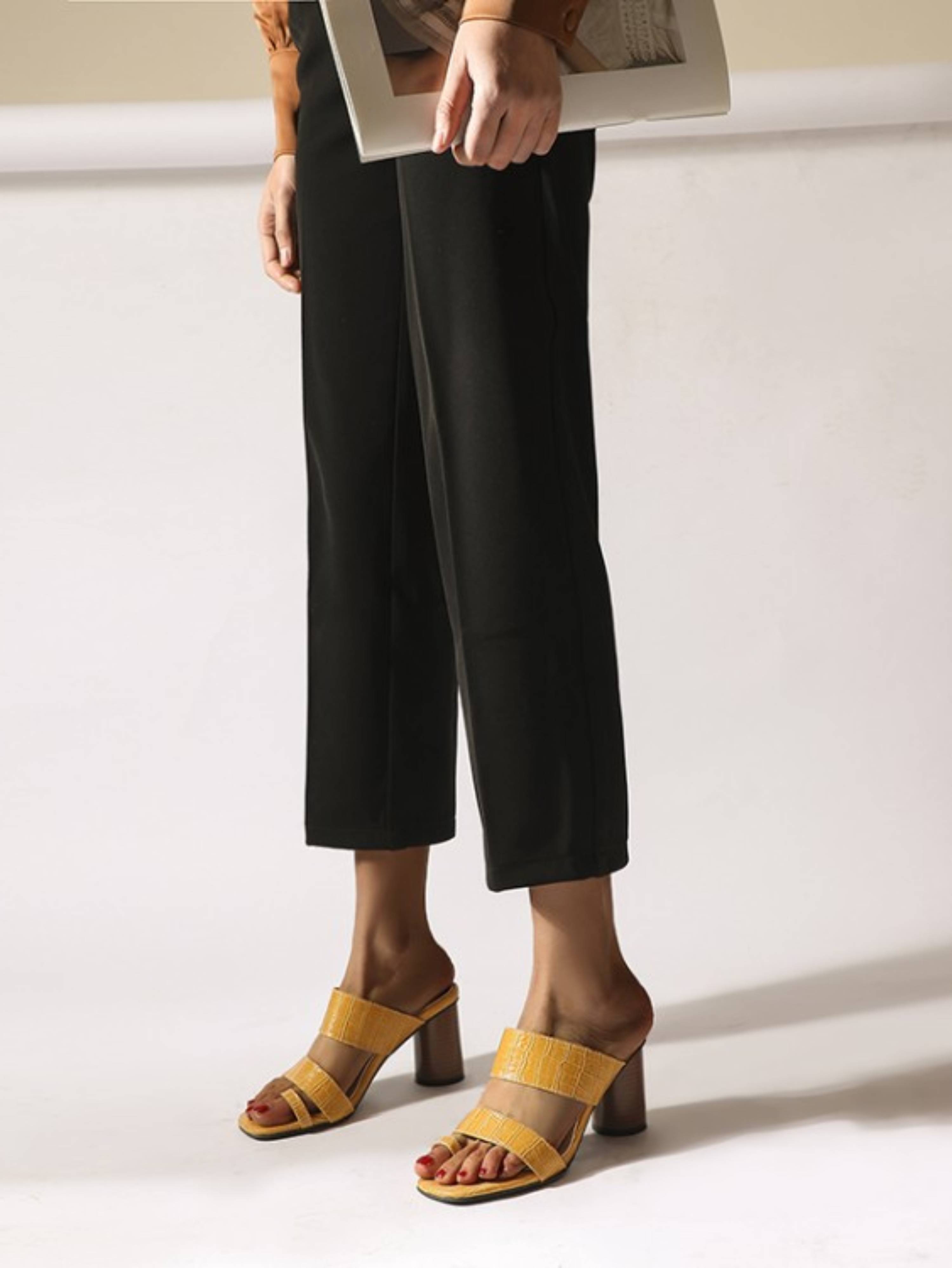 Cheerful Yellow Toe Ring Comfortable Block Heel Sandals for Women