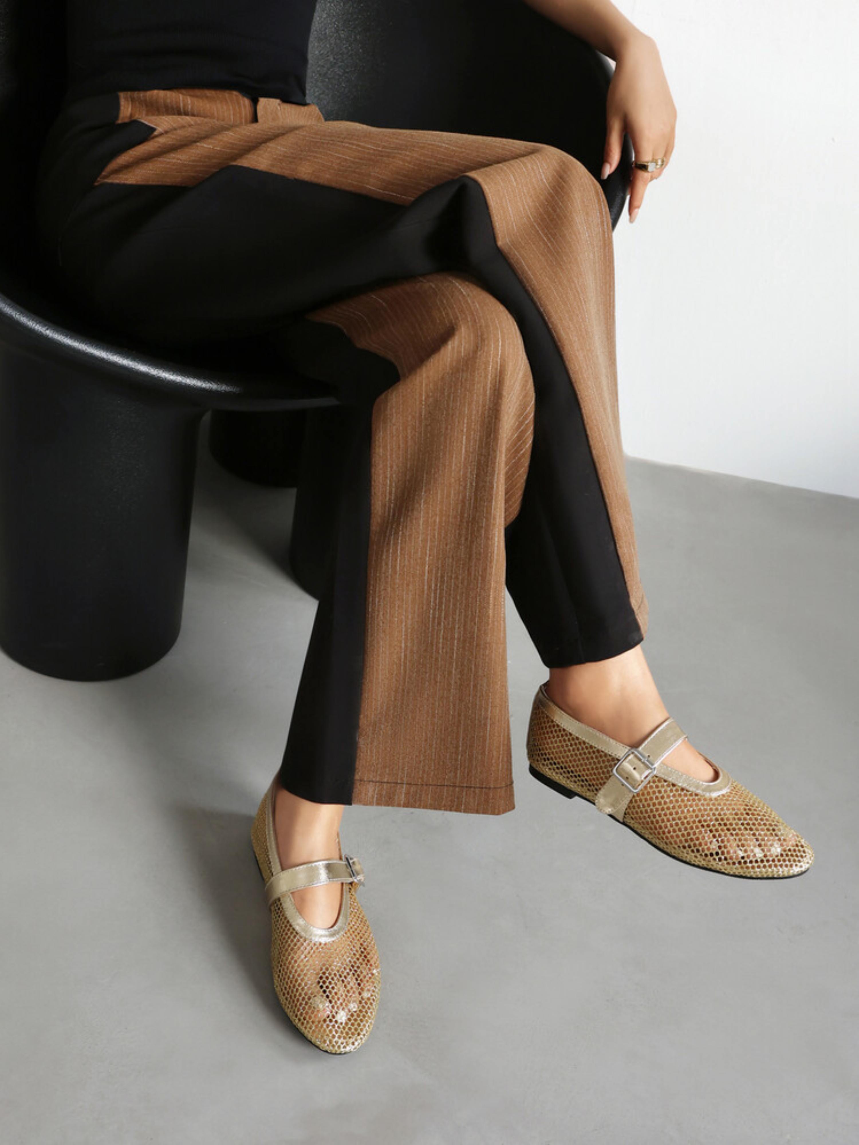 Trendy Net Design Buckle Strap Flat Sandals for Women