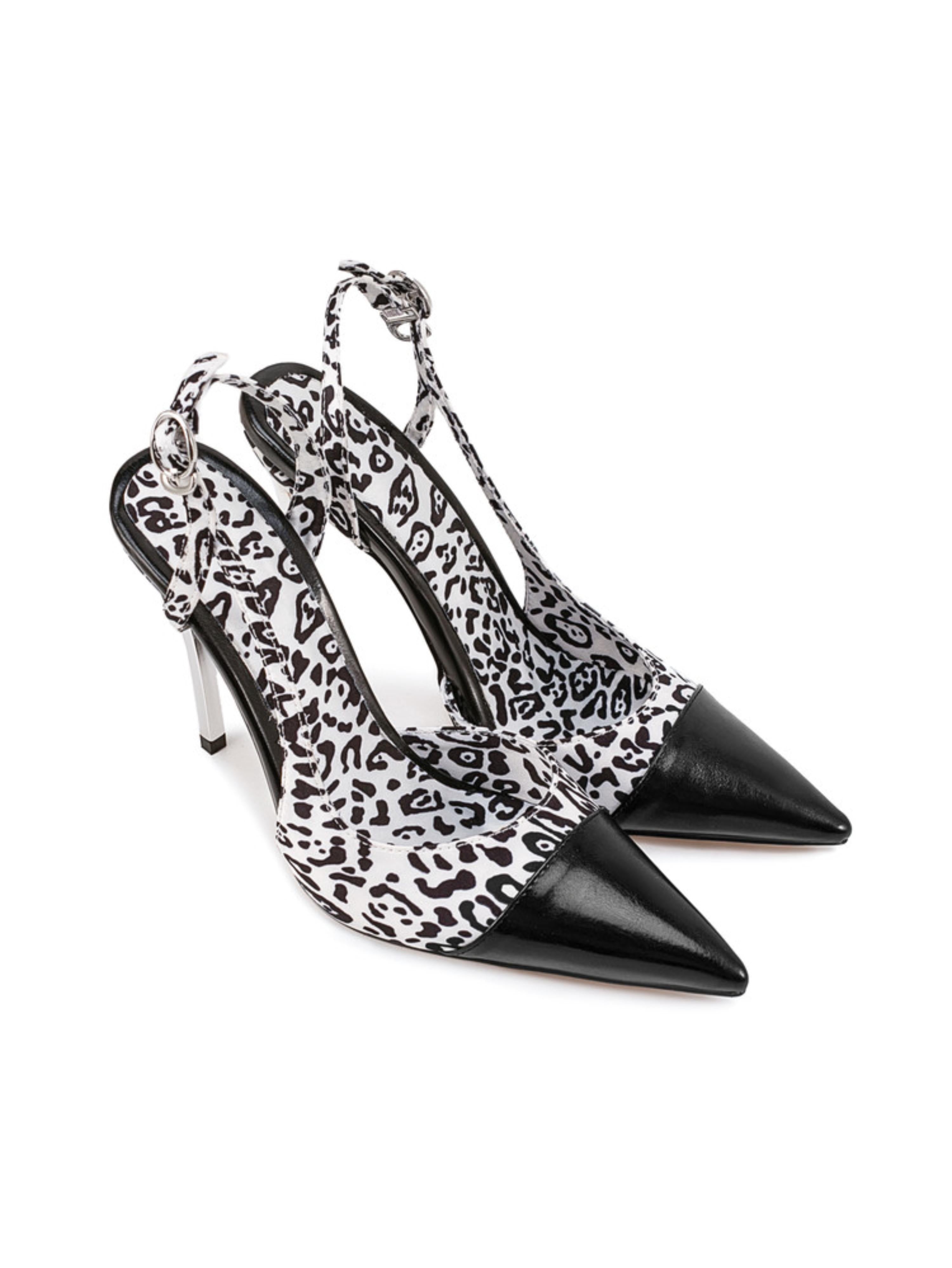 Bold Animal Print Chic Women Black Sandals