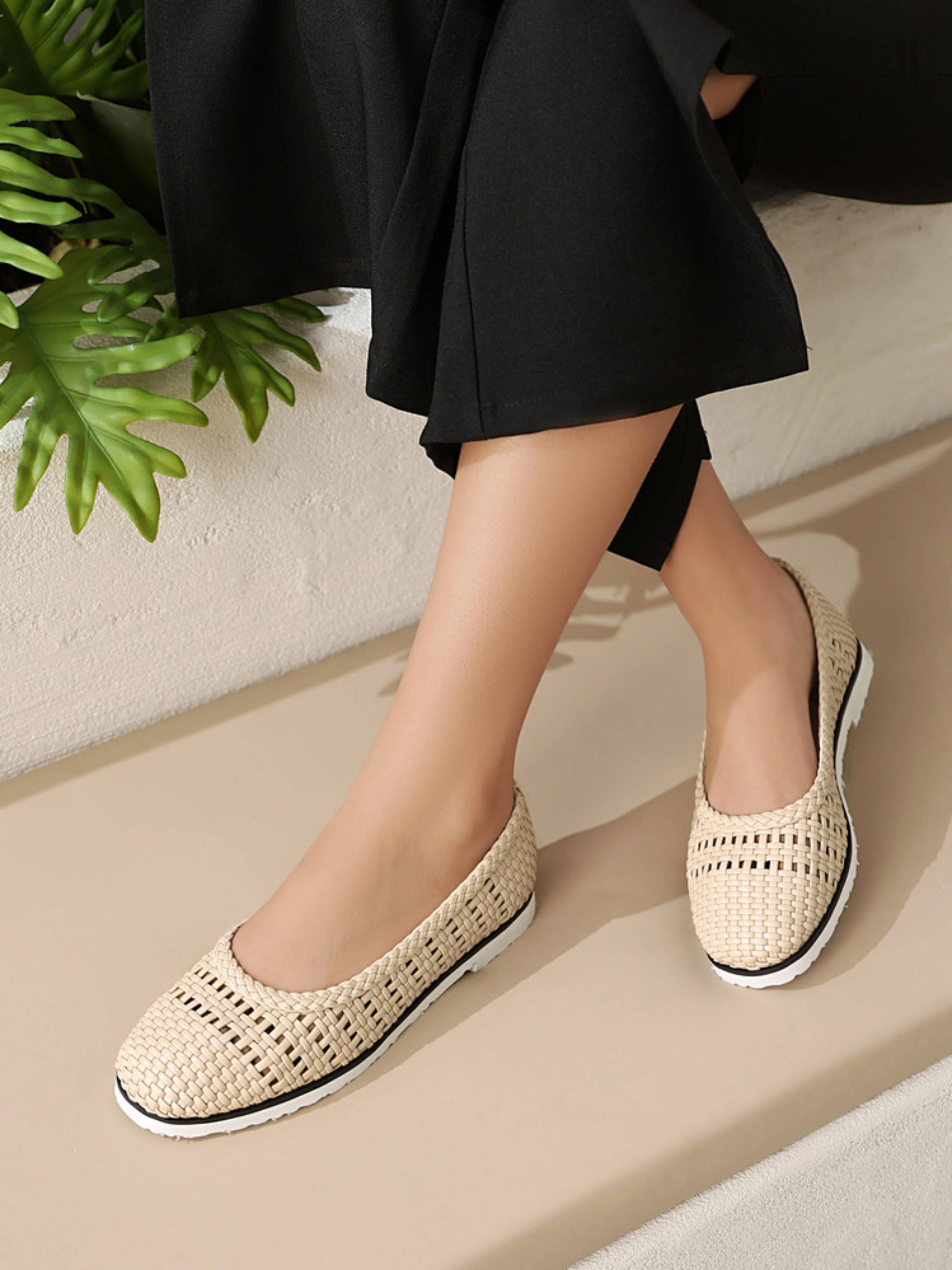 Light Step Woven Casual Flats Sandals for Women