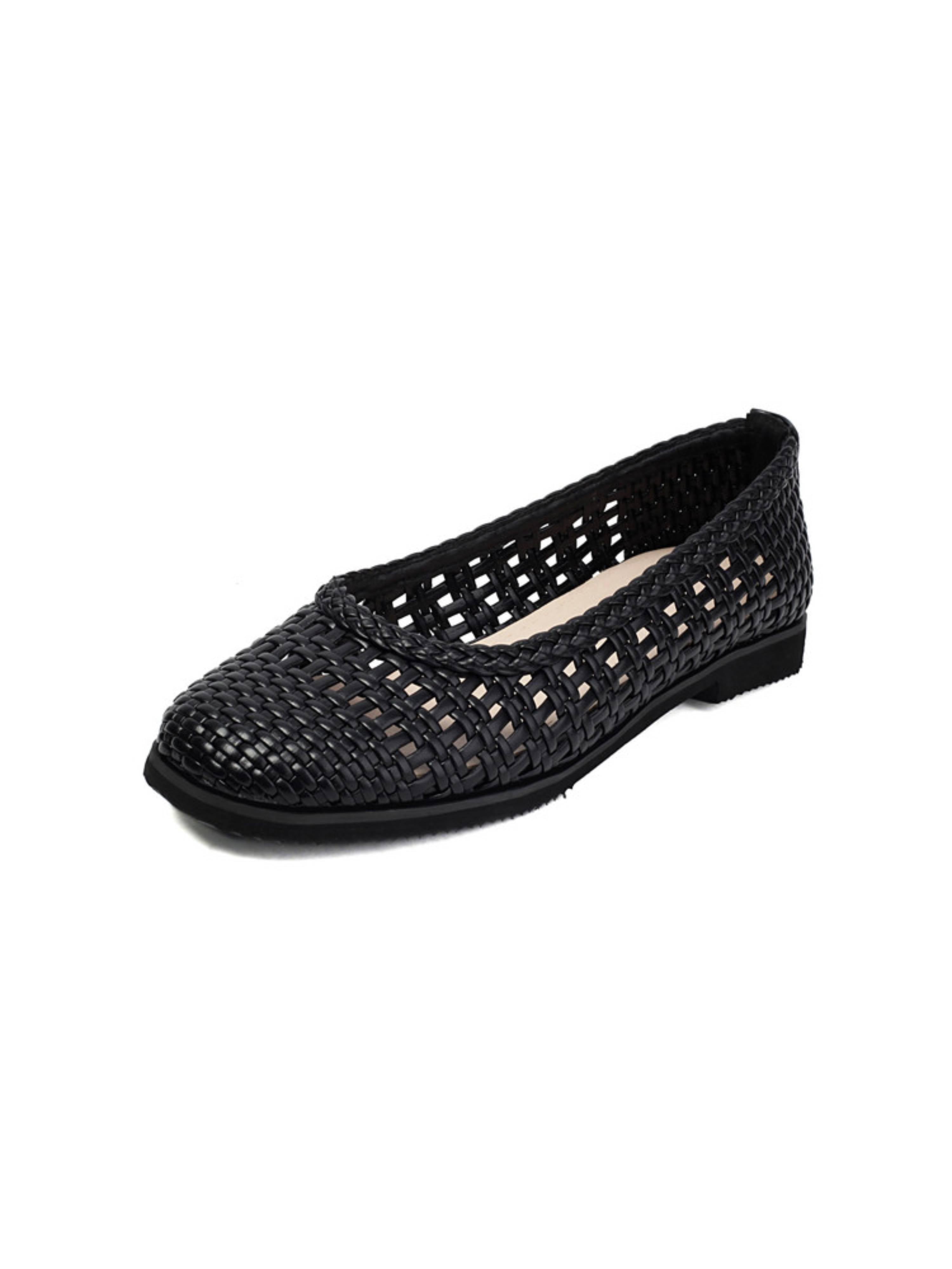 Simple Weave Everyday Flats Sandals for Women in Black