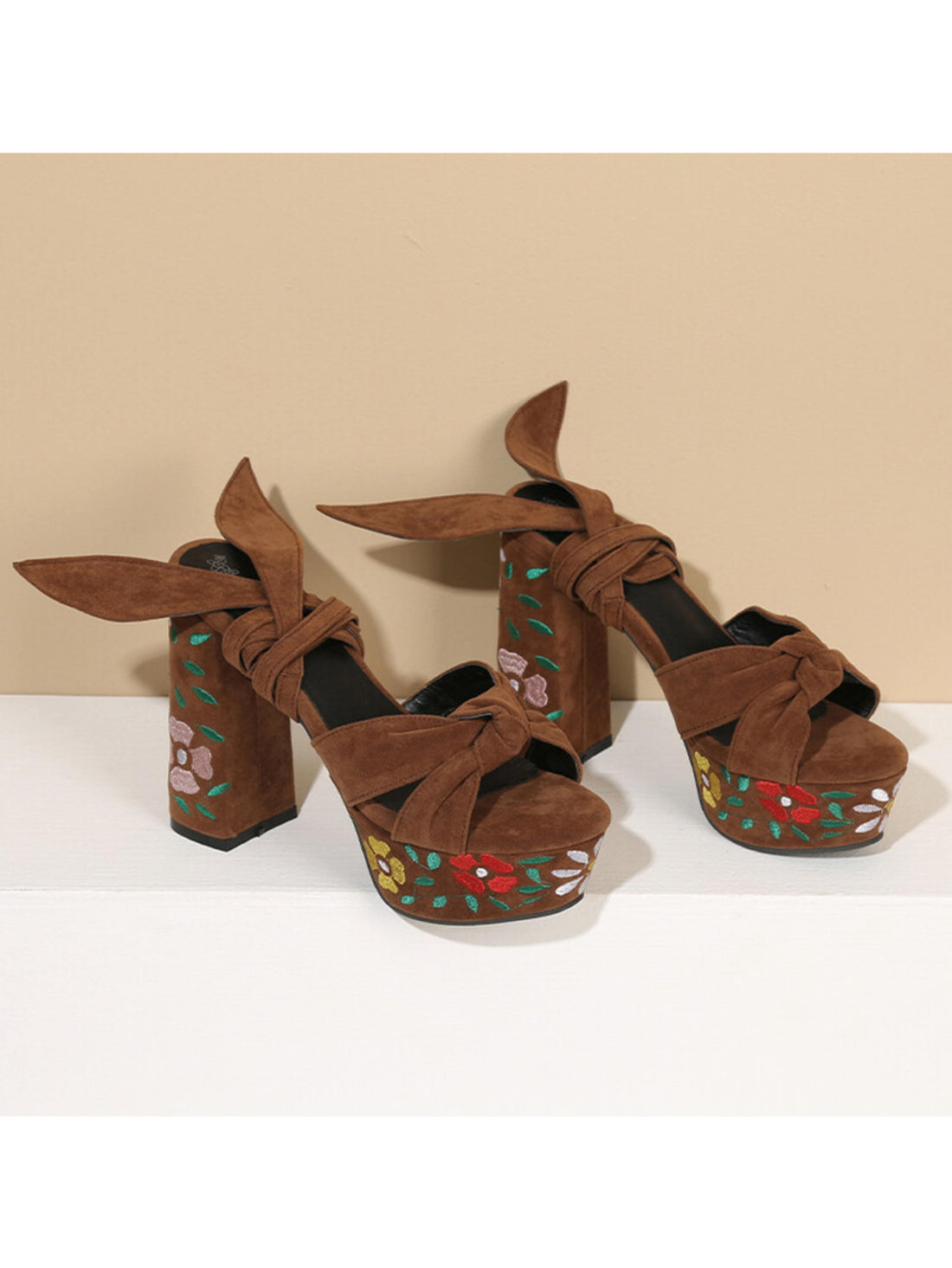 Knotted Front and Floral Embroidery Women's Brown Sandals