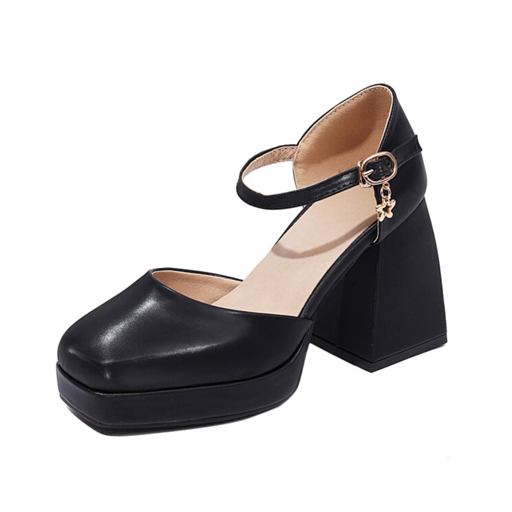 Black platform shoe with a block heel