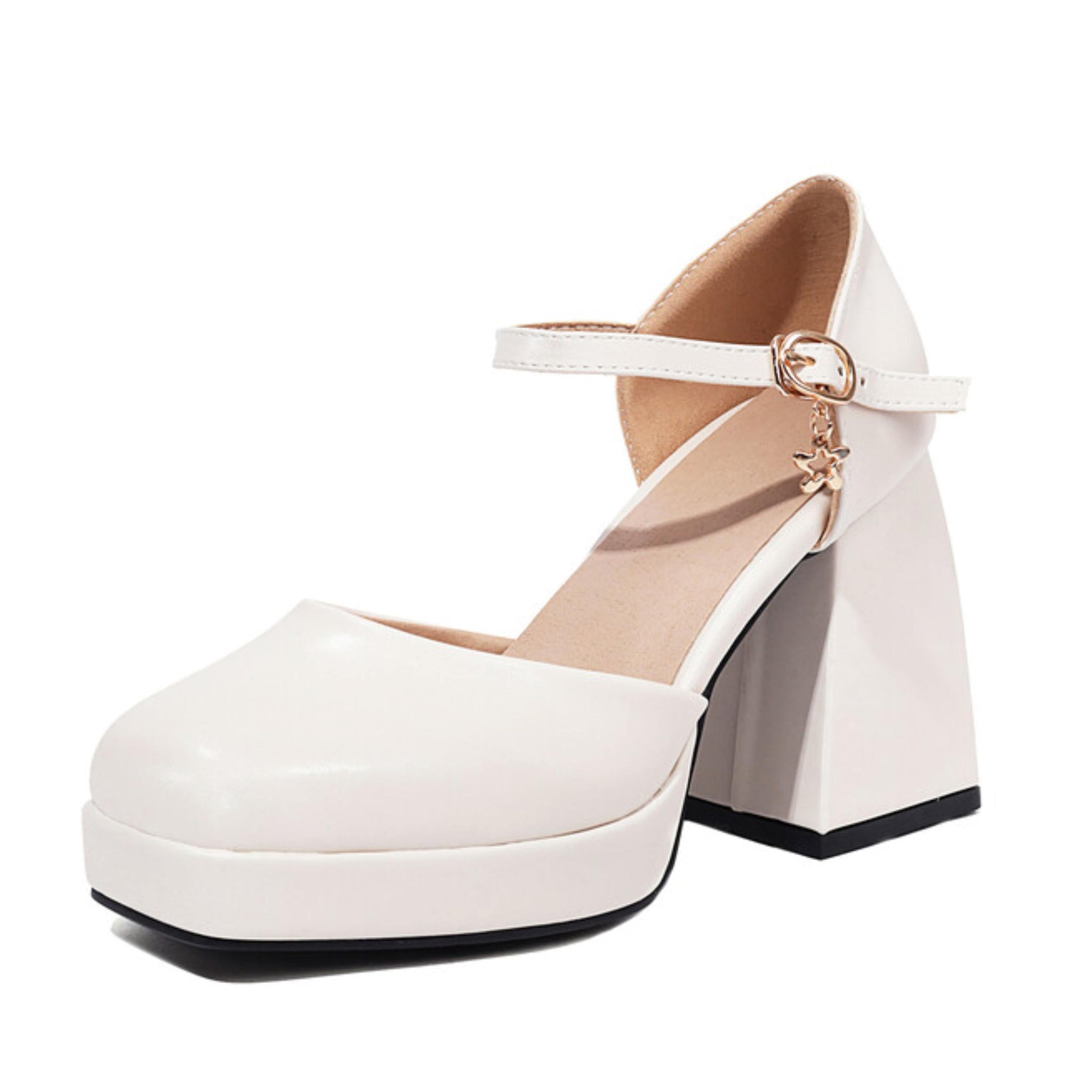 White platform shoe with a block heel