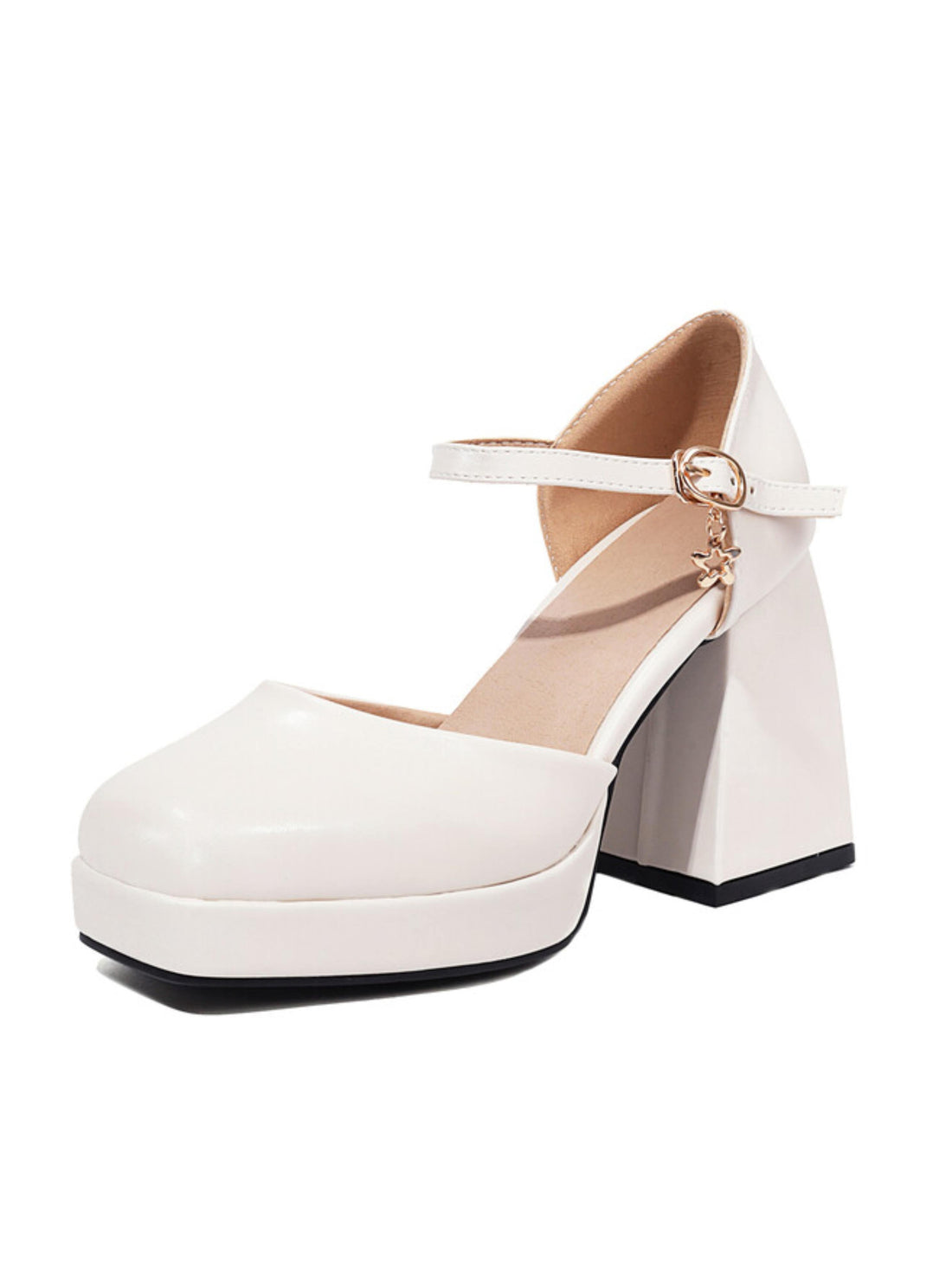 White platform shoe with a block heel