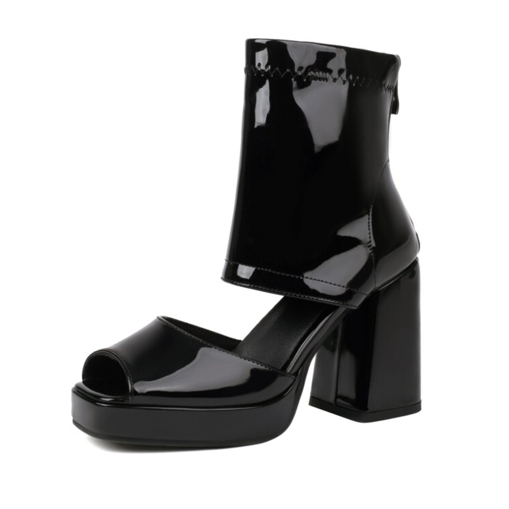 Black patent leather platform shoe