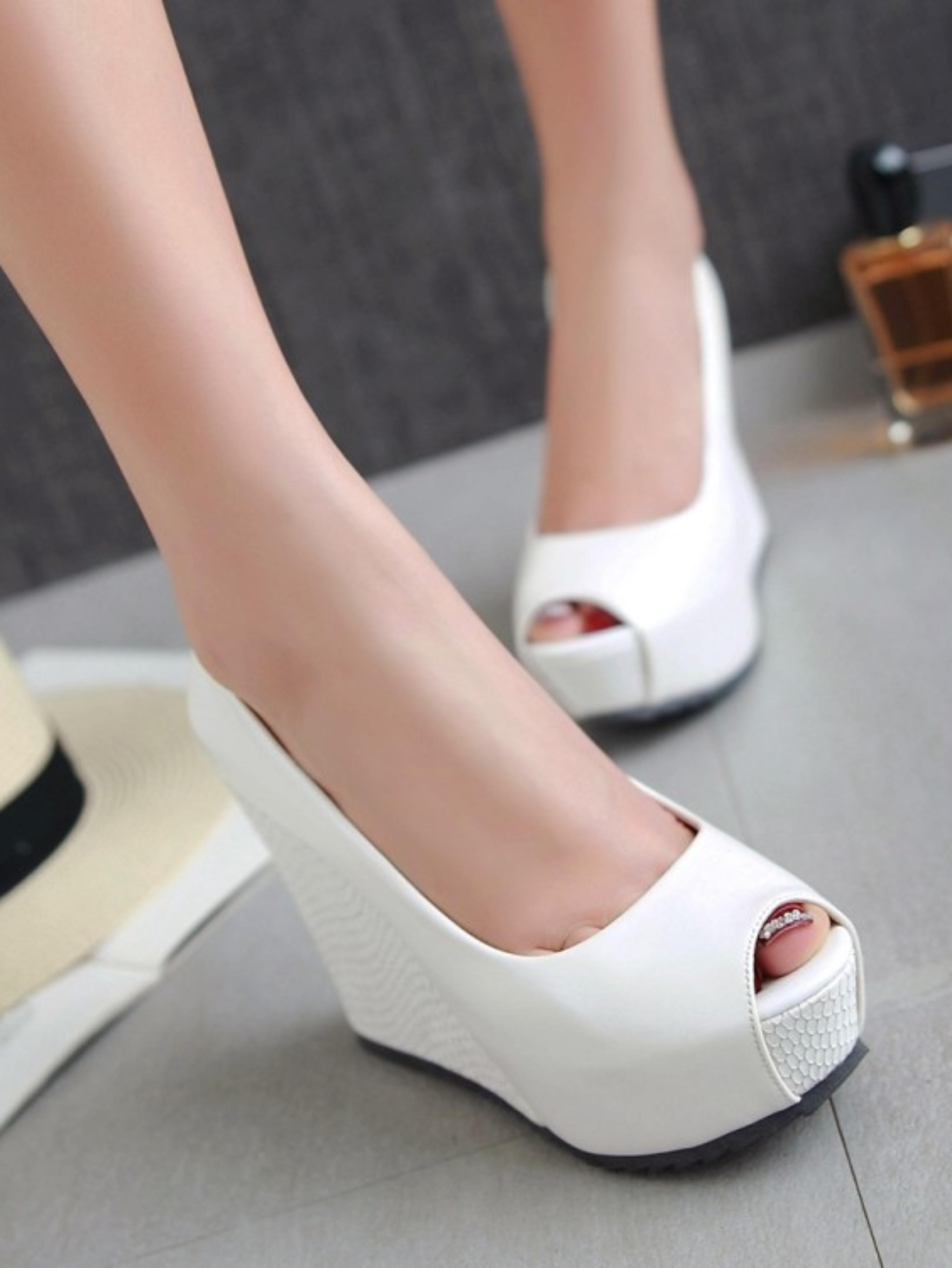 Textured Heel Slip-On Style Sandals for Women