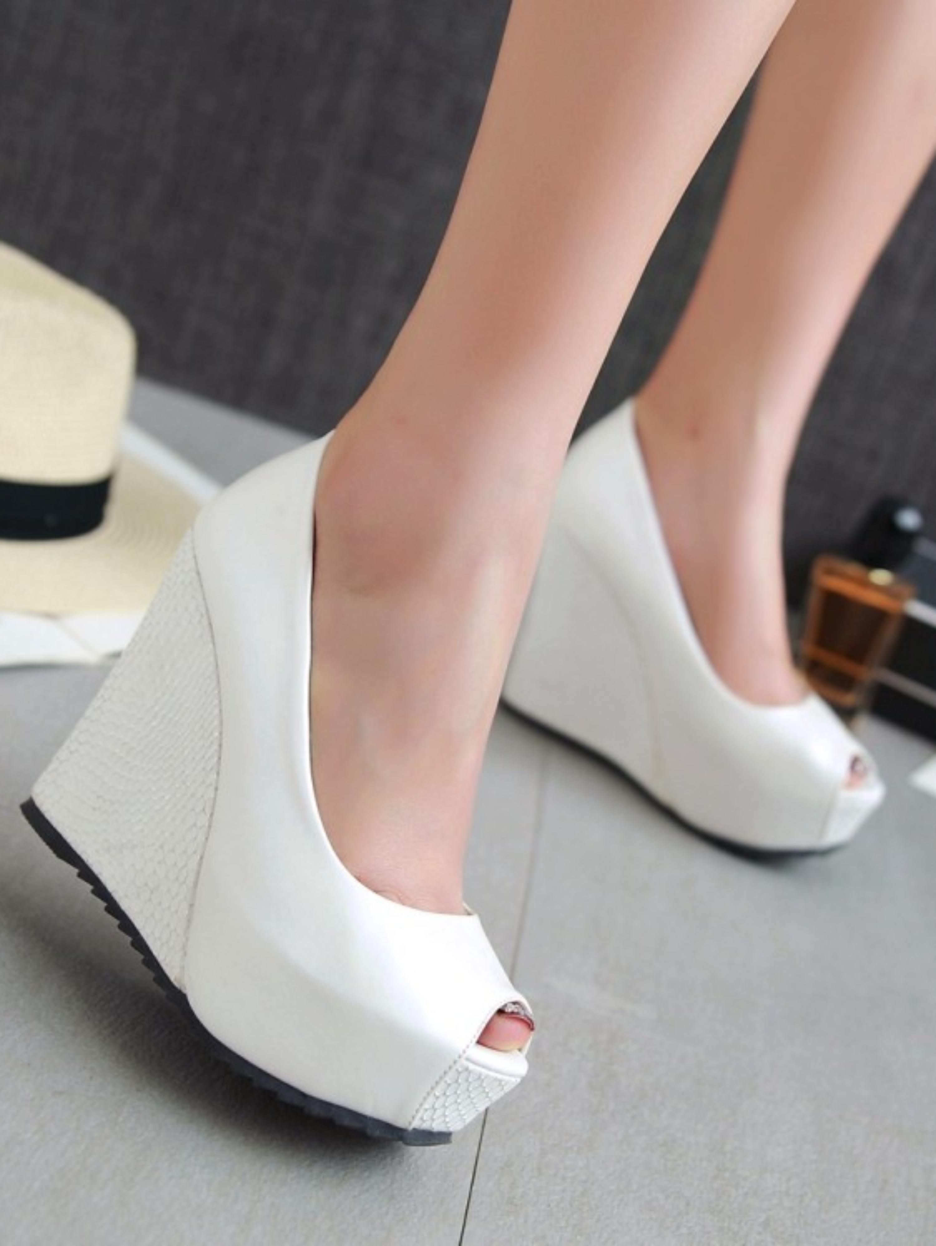 Textured Heel Slip-On Style Sandals for Women