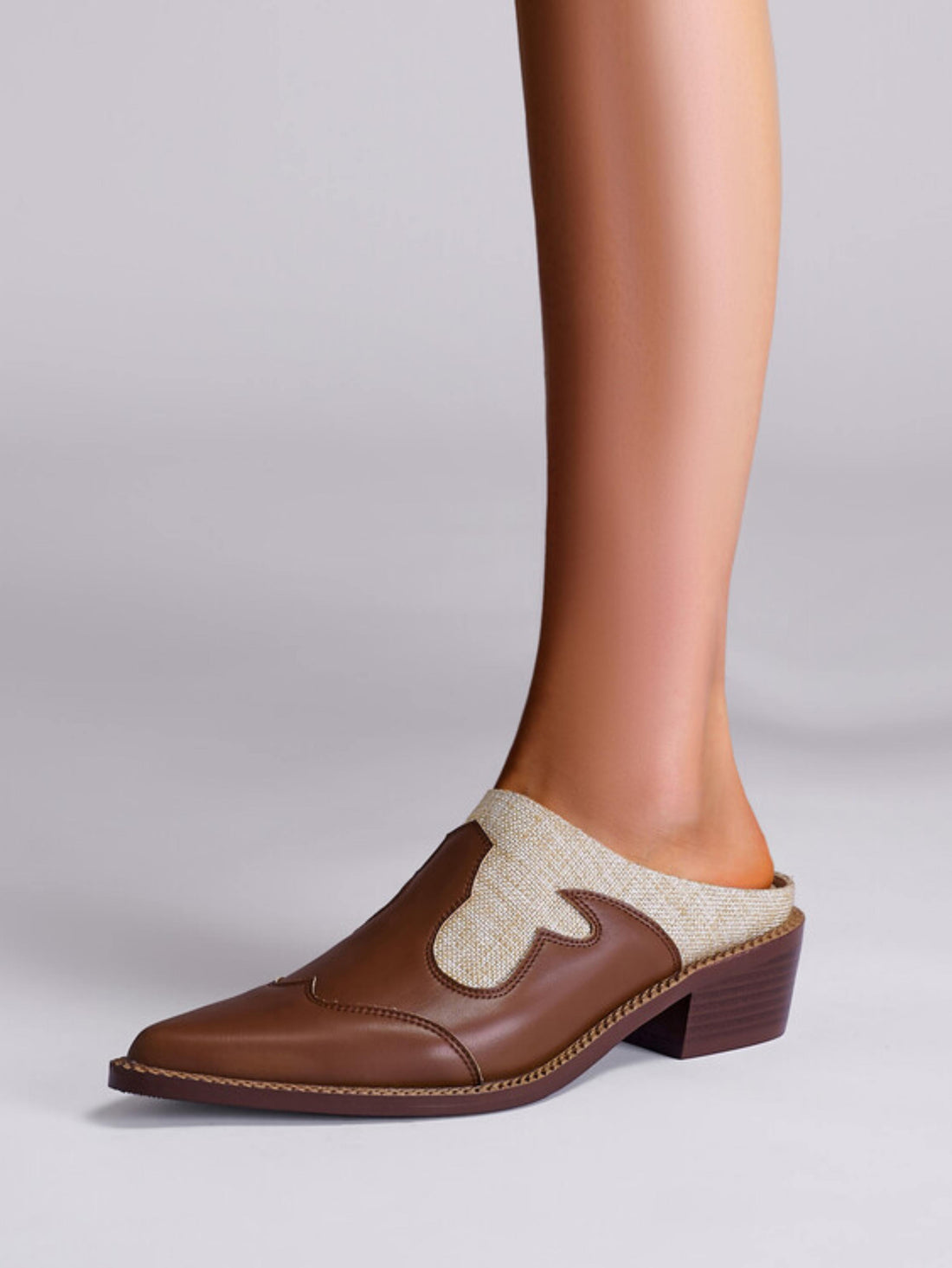 Two-Tone Weatern Mules Block Heel Sandals for Women