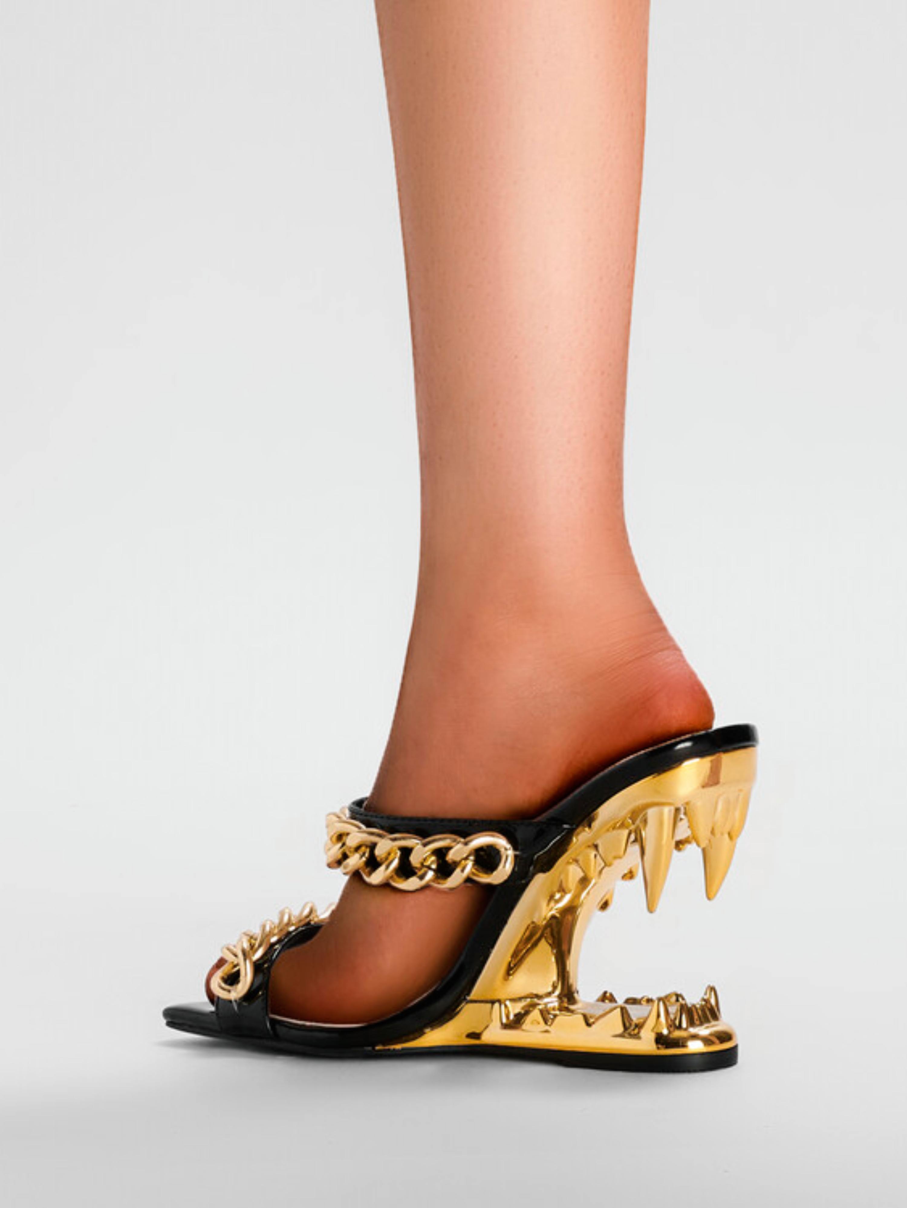 Golden Chain Sculpted Fang Heel Luxury Women‘s Sandals