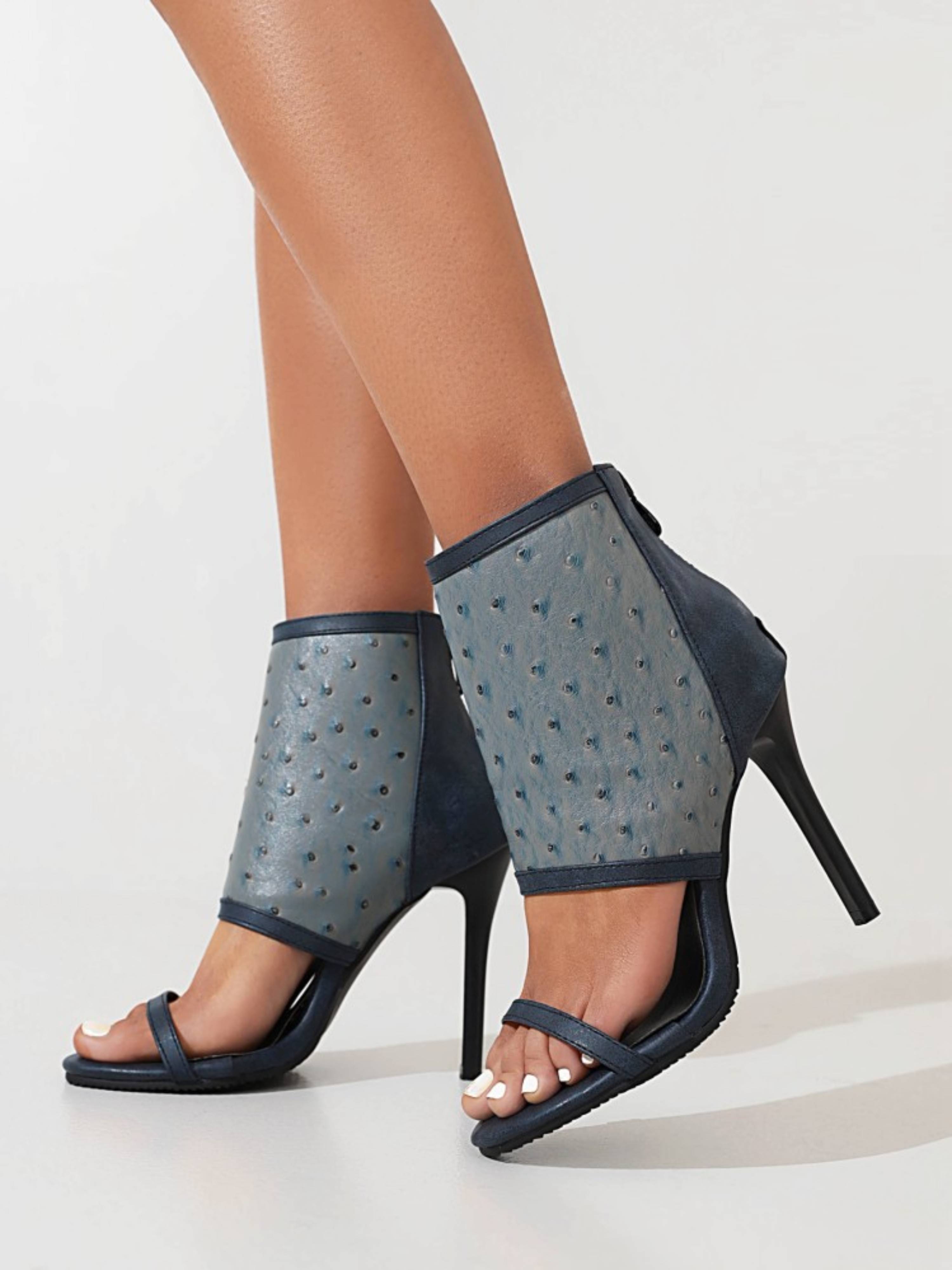 Elegant Blue Sandals for Women with Textured Ankle Design